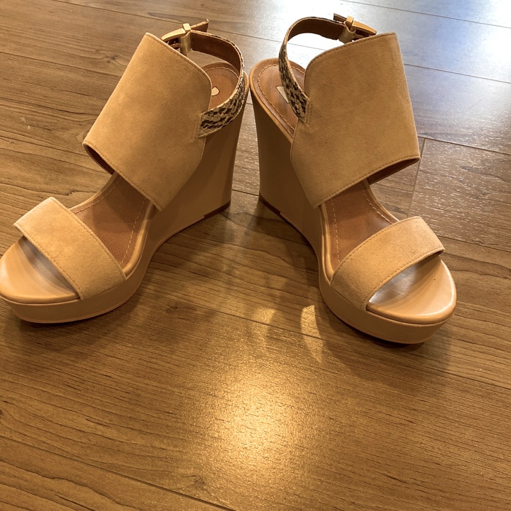 Steve Madden wedges